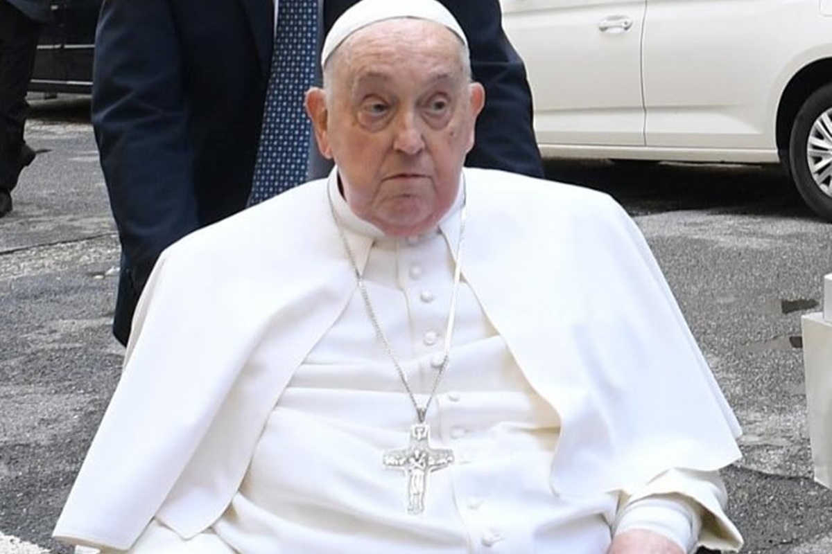 ator-chama-vice-presidente-dos-eua-de-“assassino-de-papas”-e-web-reage