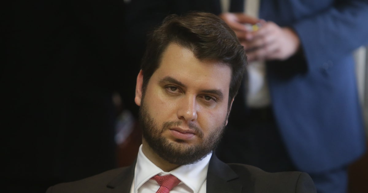 analise-do-caso-de-filipe-martins-indica-confronto-em-julgamento-sobre-‘segundo-escalao’-do-golpe