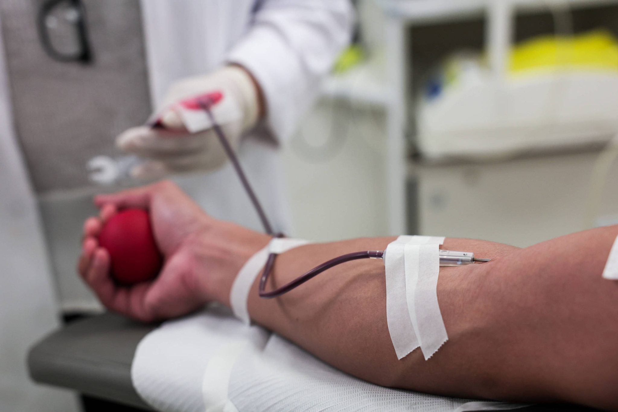 com-estoque-de-sangue-tipo-o-zerado,-fundacao-pro-sangue-pede-doacao