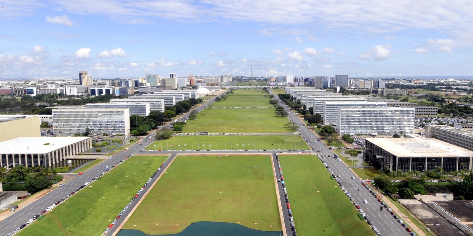 aniversario-de-brasilia-tem-atracoes-gratuitas-na-esplanada