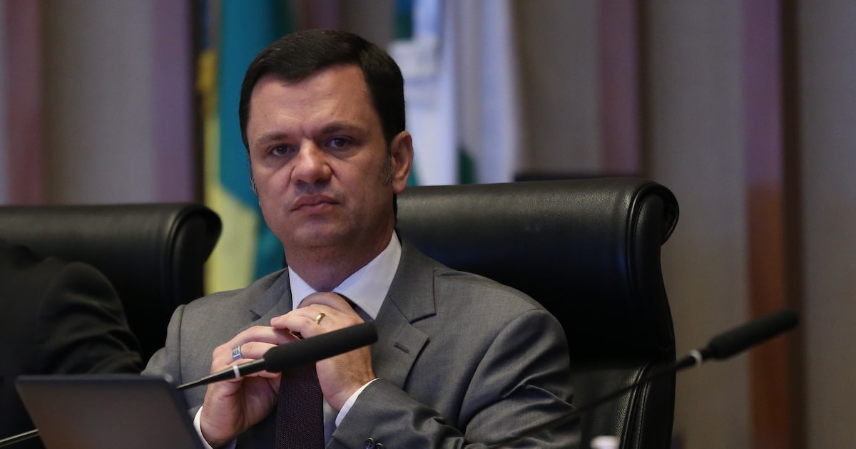 justica-manda-ibama-devolver-aves-apreendidas-a-anderson-torres