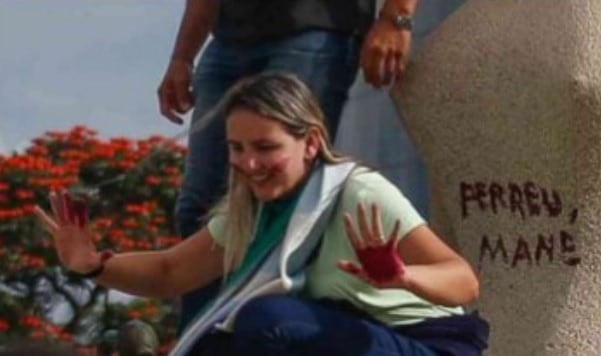 stf-retoma-julgamento-de-debora,-que-pichou-estatua-em-ato-golpista-de-8-janeiro