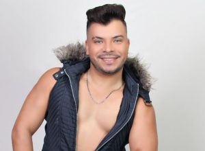 cantor-de-banda-de-forro-morre,-aos-39-anos,-vitima-de-monkeypox