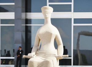 deputado-pede-ao-stf-que-reus-do-8/1-recebam-assistencia-religiosa