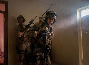 tempo-de-guerra:-novo-filme-da-a24-explora-sobrevivencia-no-iraque