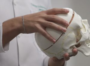 so-quatro-em-cada-dez-cursos-de-medicina-atingem-as-notas-mais-altas-de-avaliacao-do-mec