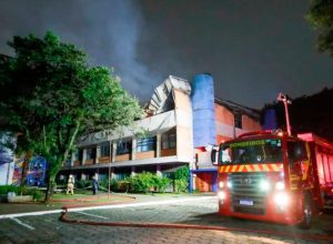 pucpr:-uma-historia-a-prova-de-fogo