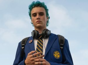 joseph-zada-sera-haymitch-no-proximo-filme-de-jogos-vorazes