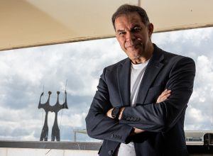 a-escolha:-escritor-se-inspira-em-historia-real-em-novo-livro