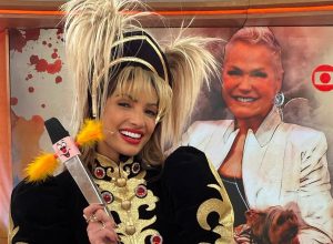 patricia-poeta-e-detonada-apos-se-vestir-de-xuxa-em-programa