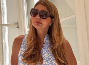 roberta-close-faz-rara-aparicao-com-o-marido-suico-durante-jantar